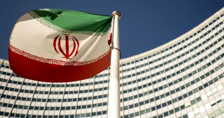 Iranian Foreign Ministry rejects phased withdrawal of sanctions